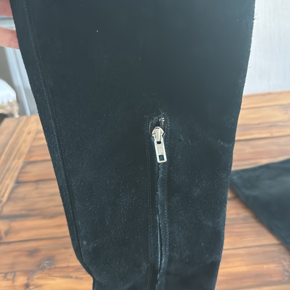 Ugg black suede boots - Picture 3 of 5